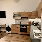 Gemuetliche 3-zimmer-wohnung Mit Parkplatz * יצהו