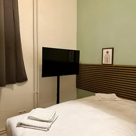 Gemuetliche 3-zimmer-wohnung Mit Parkplatz Apartamento *