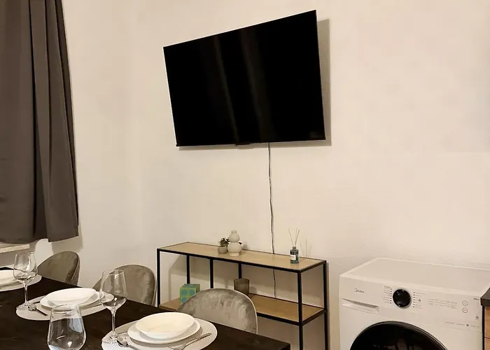 Gemuetliche 3-zimmer-wohnung Mit Parkplatz Appartement *