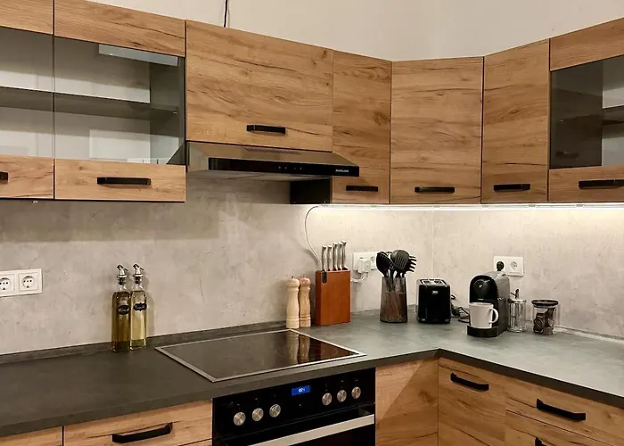 Appartement Gemuetliche 3-zimmer-wohnung Mit Parkplatz *